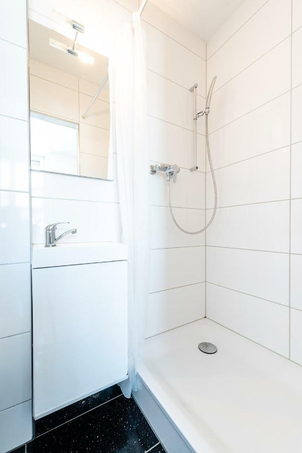 Iq130 Guesthouse Zürih Dış mekan fotoğraf